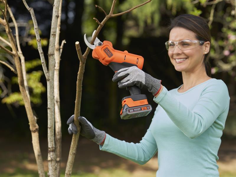 BLACK + DECKER BCPP18D1 POWERCONNECT™ Pruner 18V 1 x 2.0Ah Li-ion B/DBCPP18D1