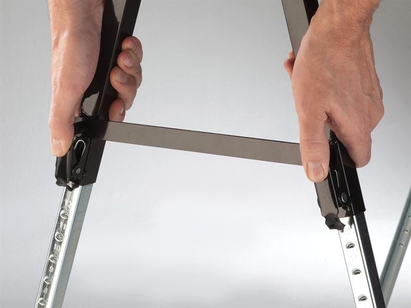 Batavia Work Trestle with Telescopic Legs BAT7062252