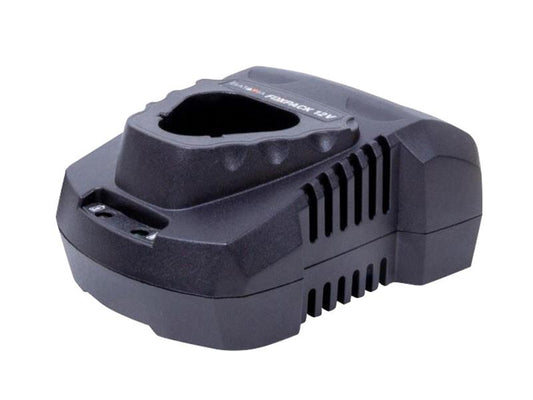 Batavia Fast Charger 12V Input 220 240V Output 12V BAT7064364