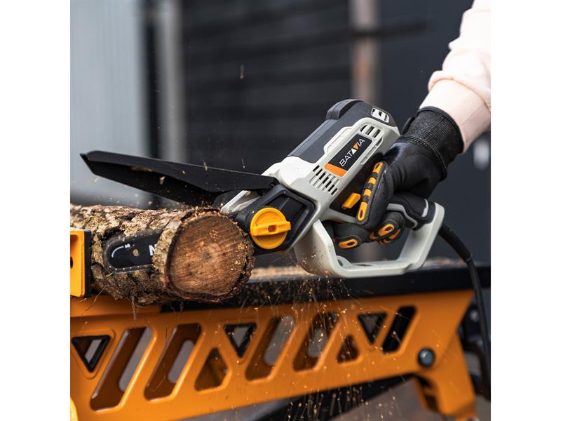 Batavia Compact Chainsaw 350W 240V For Cutting Branches And Wood BAT7064714