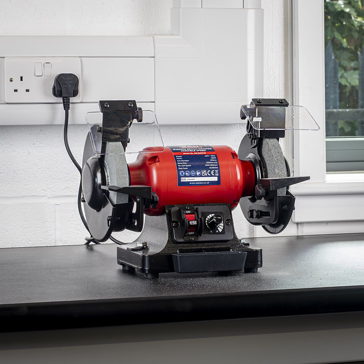 Sealey Bench Grinder �150mm Variable Speed BG150WVS
