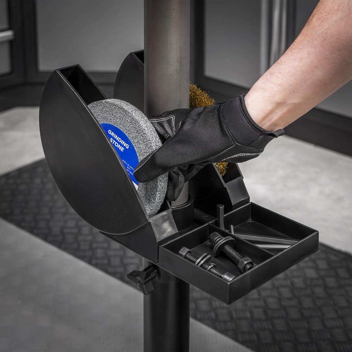 Sealey Bench Grinder Floor Stand Adjustable Range 700mm To 900mm BGST1
