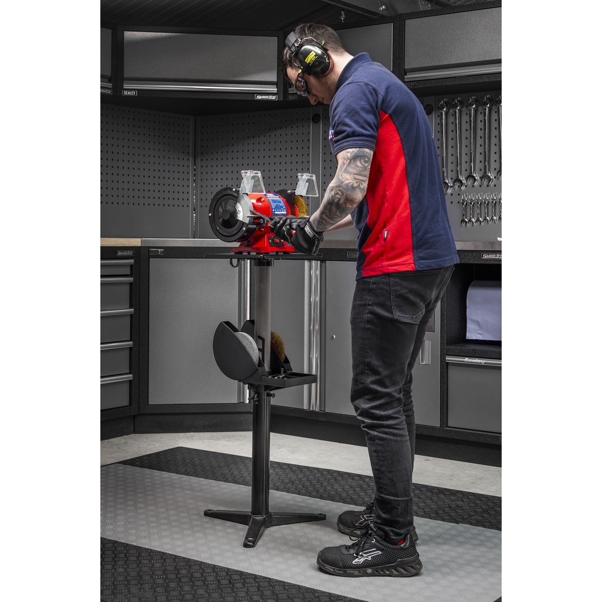 Sealey Bench Grinder Floor Stand Adjustable Range 700mm To 900mm BGST1