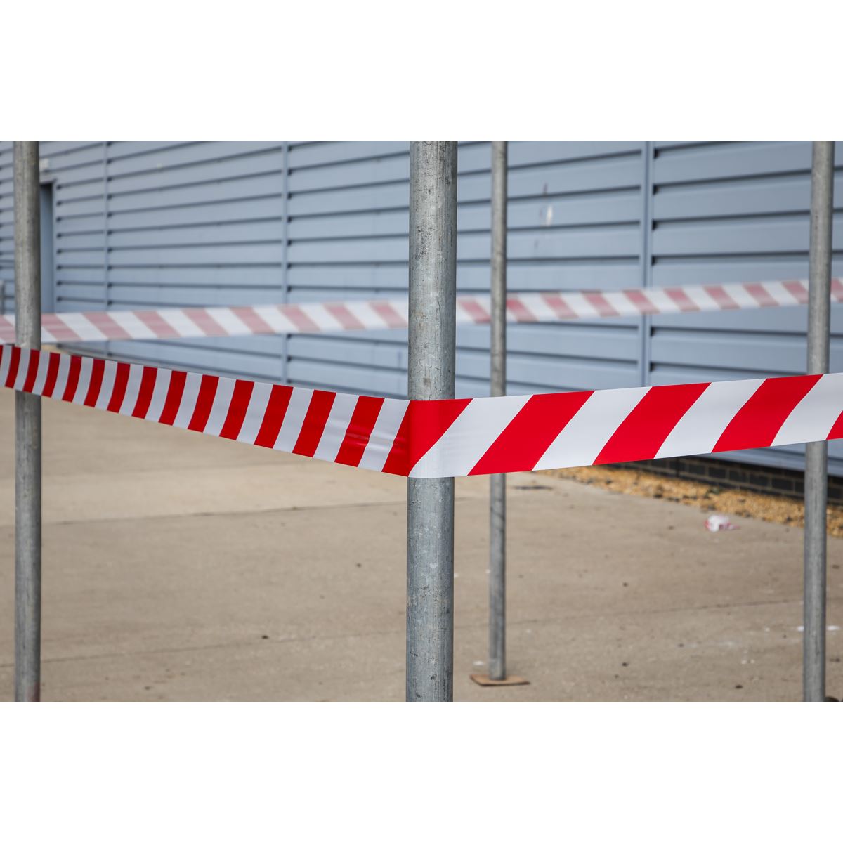 Sealey Hazard Warning Barrier Tape 80mm x 100m Red/White Non-Adhesive BTRW