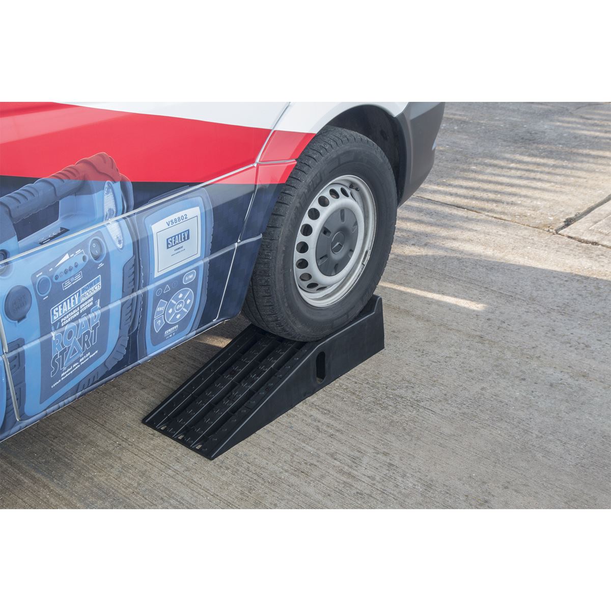 Sealey Car Ramps 1.5 Tonne Capacity per Ramp 3 Tonne Capacity per Pair CAR3000C