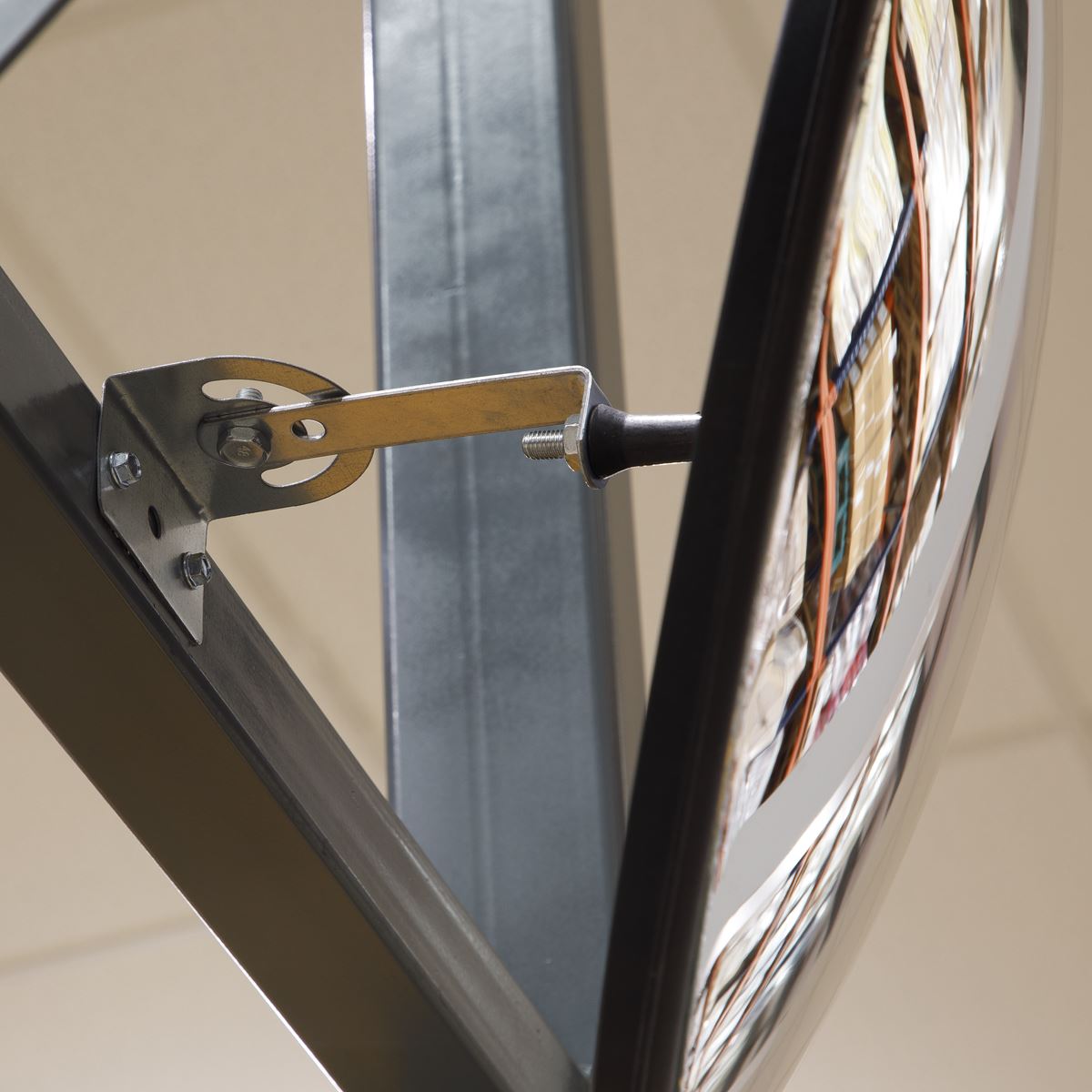 Sealey Convex Mirror Wall Mounting �450mm CM450