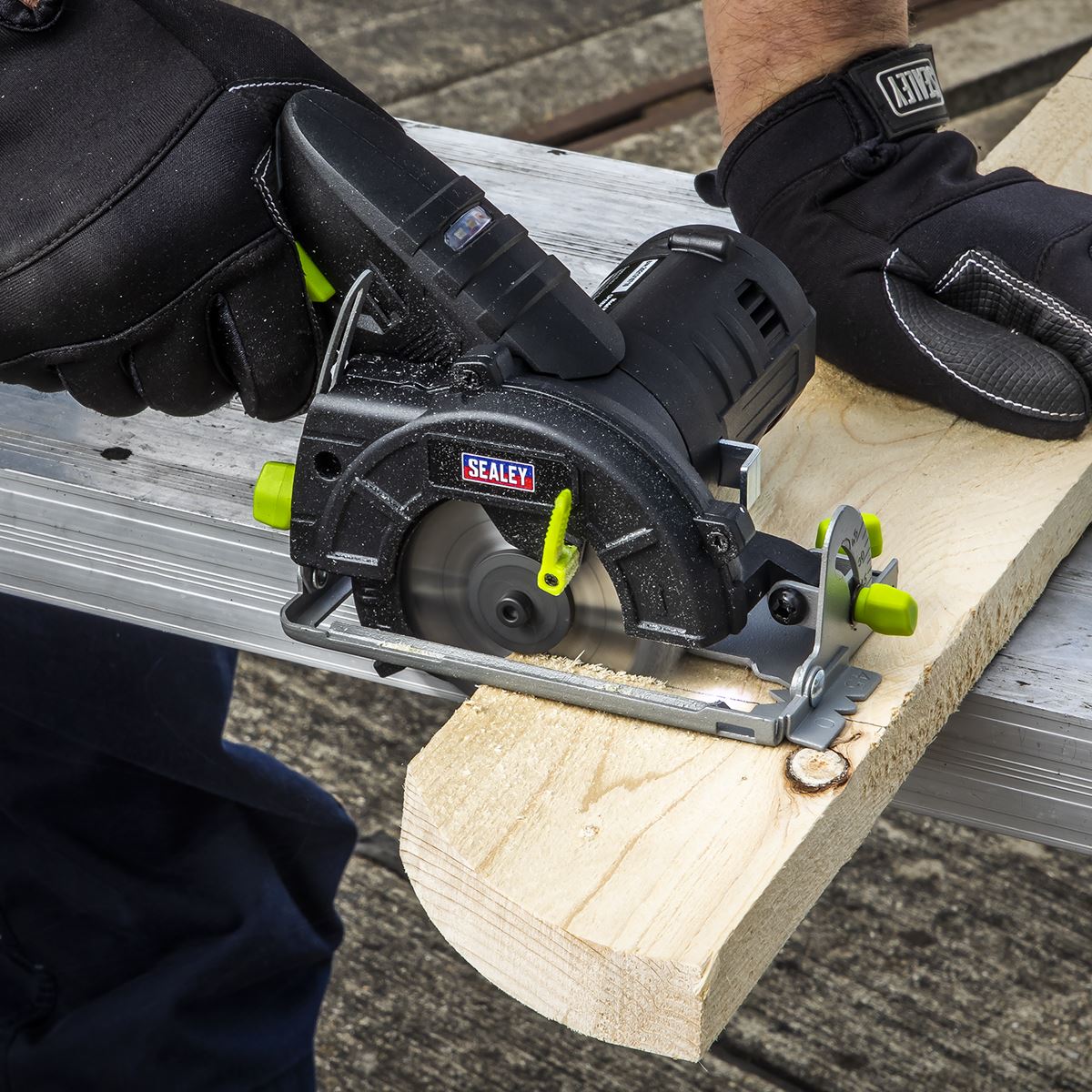 Sealey Cordless Circular Saw �85mm 10.8V SV10.8 Series - Body Only CP108VCSBO