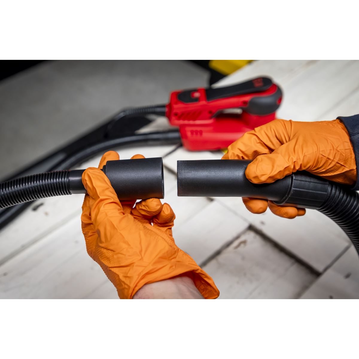 Sealey Electric Palm Sander �150mm Variable Speed 350W DAS150PS