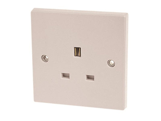 Dencon Unswitched Electric Socket 1 Gang 13A With Fixing Screws DCN4405NB