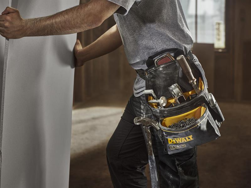 DEWALT Pro Single Pouch with Belt Various Pockets Top Carry Handle DWST40101