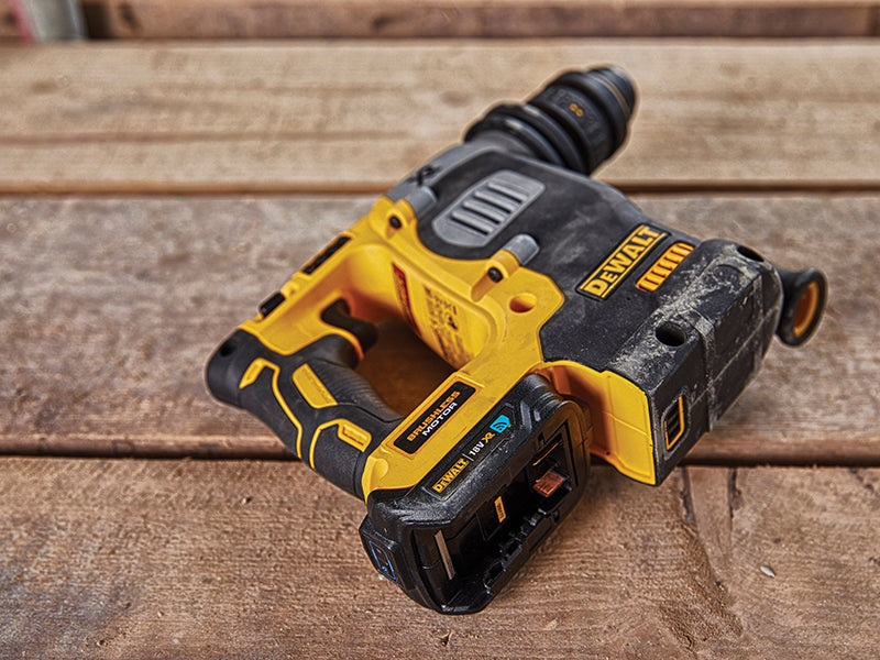 DEWALT DCE040 XR Tool Connect™ Connector 18V DEWDCE040