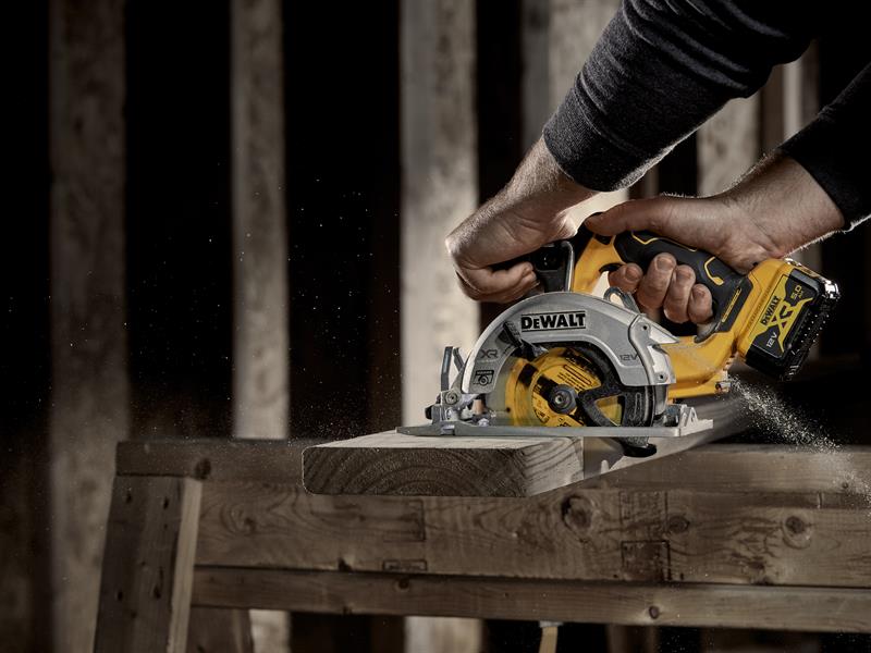 DEWALT DCS512D2 Brushless XR Circular Saw 12V 2 x 5.0Ah Li-ion DEWDCS512P2