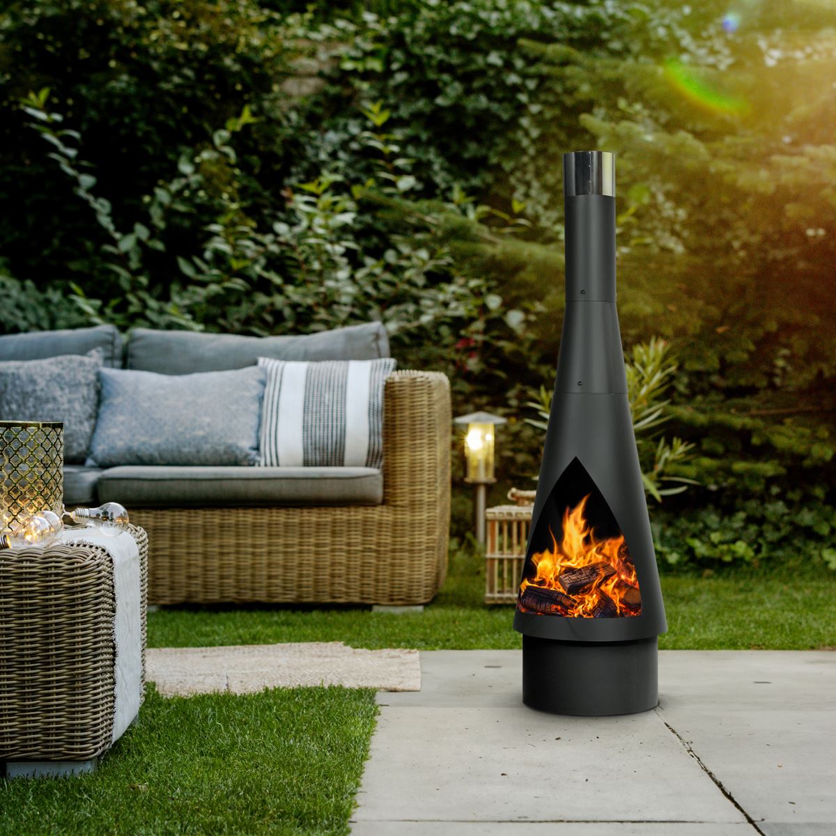Sealey Dellonda Outdoor Chiminea, Fireplace, Fire Pit, Heater, Durable, Black Steel DG109