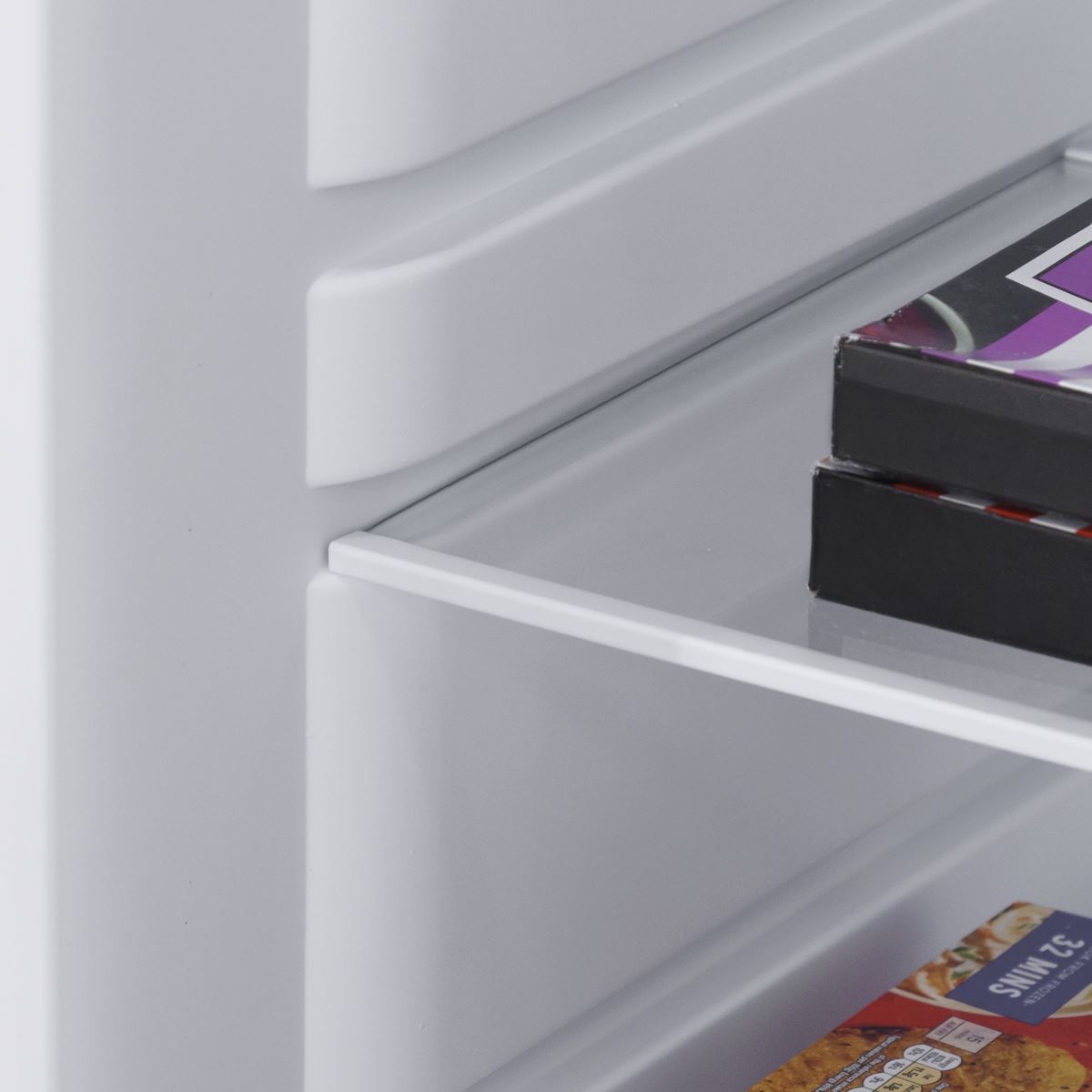 Sealey Baridi Freestanding Larder Fridge 241L � White DH322