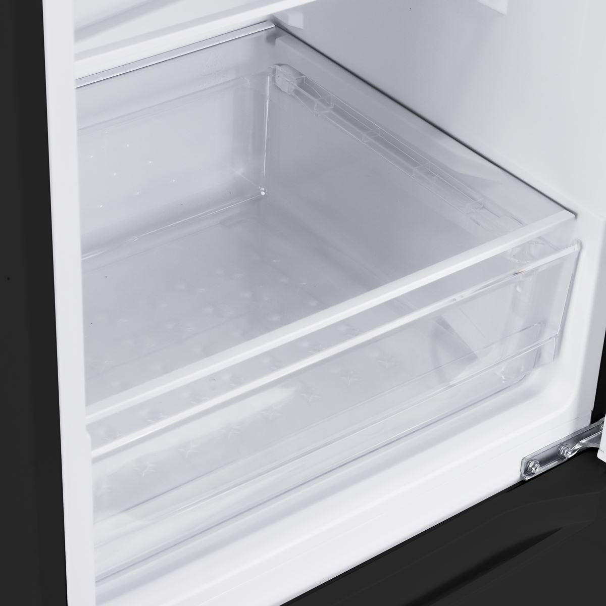 Sealey Baridi 60/40 Smart Frost Fridge Freezer 227L Capacity � Black DH327