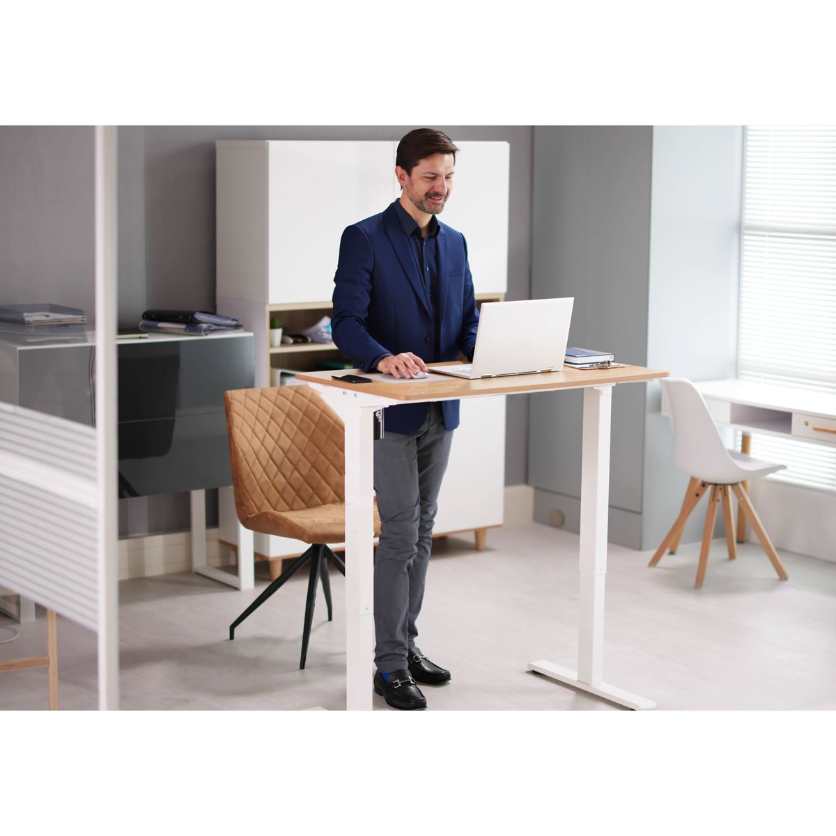 Sealey Dellonda Single Motor Ultra-Quiet Adjustable-Height Electric Sit/Stand Desk - Oak Desktop DH68