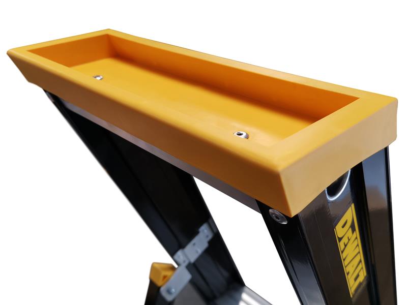 DEWALT Ladders Professional Single Stepladder, 1.00m 4 Rungs DWLDXLD114E