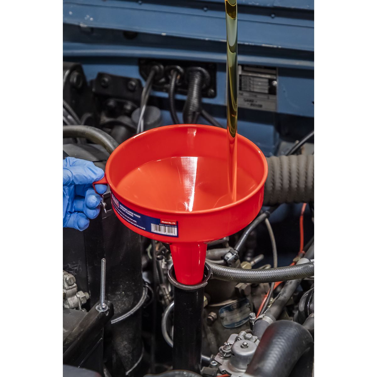 Sealey Funnel Medium �185mm Fixed Spout F4