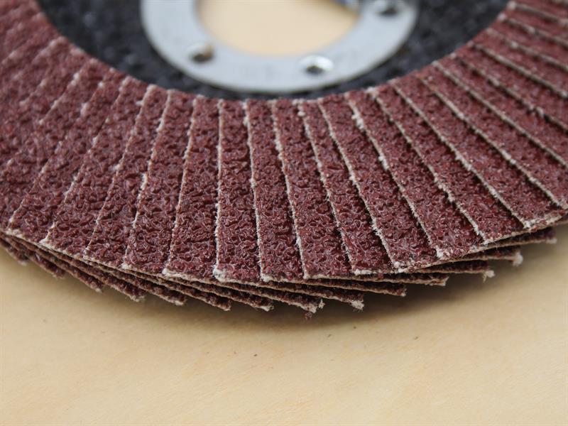 Faithfull Aluminium Oxide Flap Disc 125 x 22mm 40 Grit FAIFD125A40