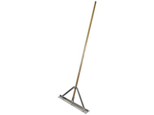 Faithfull Aluminium Builder's Spazzle with Wooden Handle FAISPAZZLE