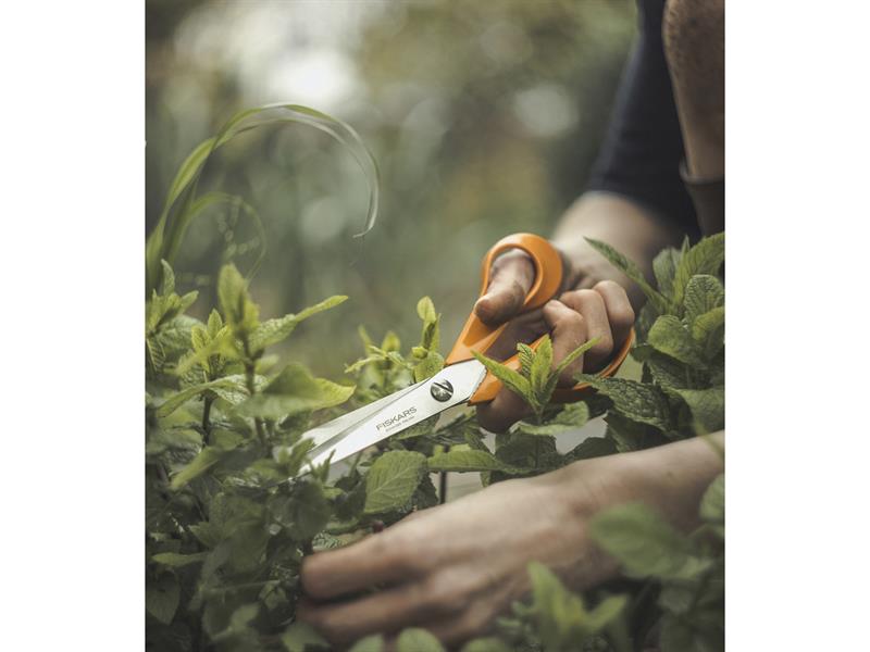 Fiskars Universal Garden Scissors 24cm FSK1001538
