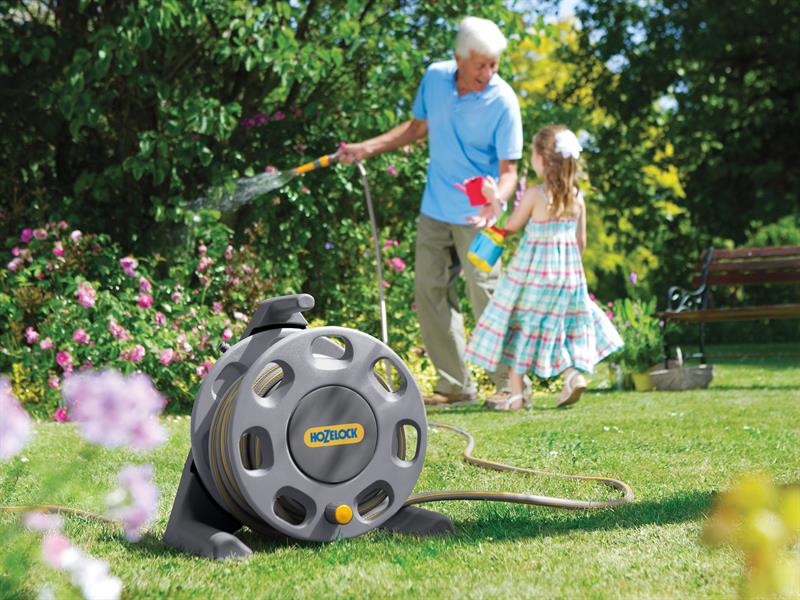 Hozelock Freestanding Compact Hose Reel With 20m of 12.5mm Hose HOZ2412R