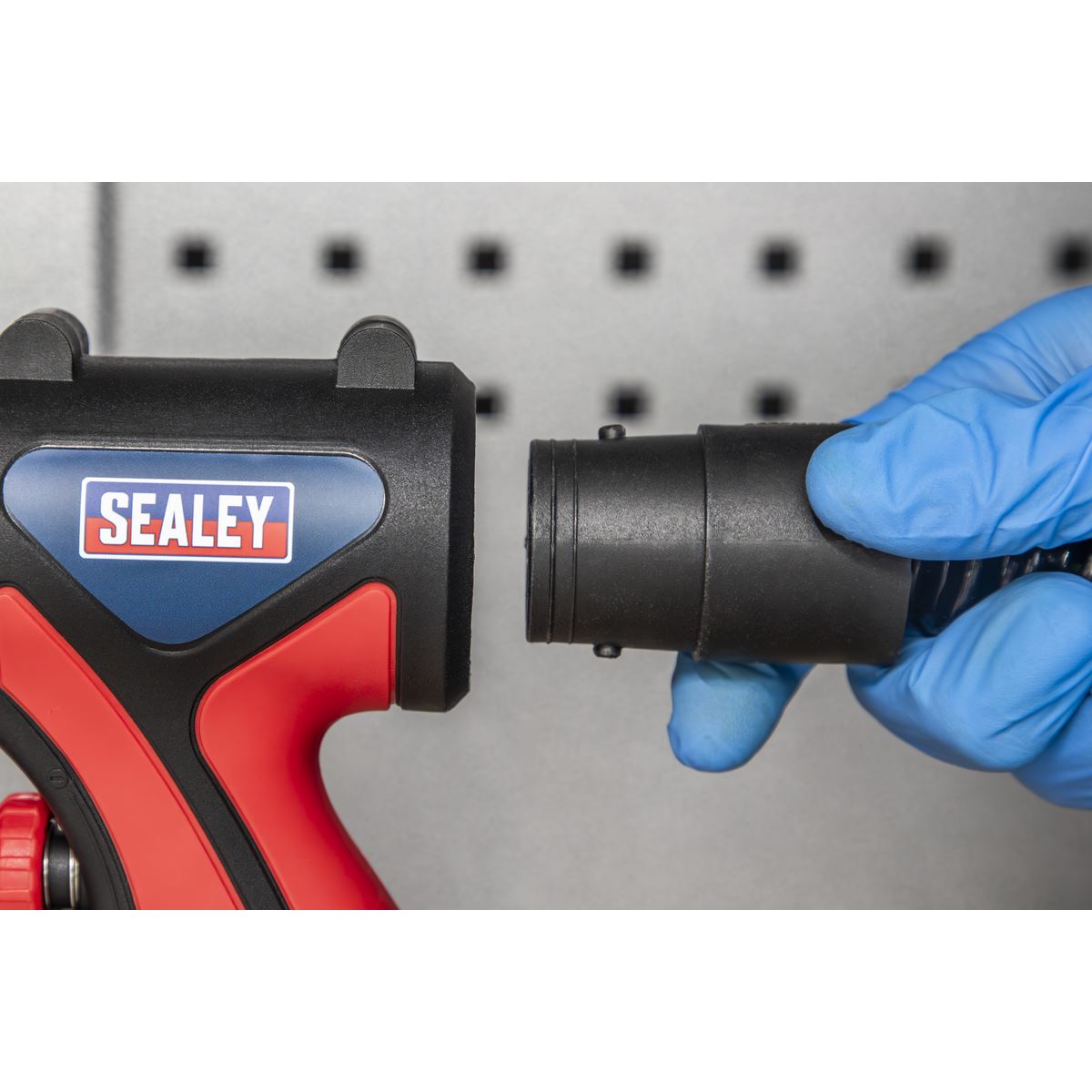 Sealey HVLP Spray Gun Kit 700W/230V HVLP3000