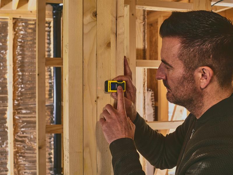 STANLEY® Intelli Tools TLM 40 Laser Distance Measure INT077666
