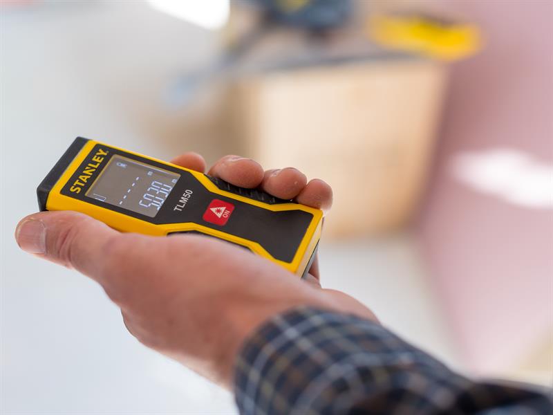 STANLEY® Intelli Tools TLM 50 Laser Measurer 15m INT177409