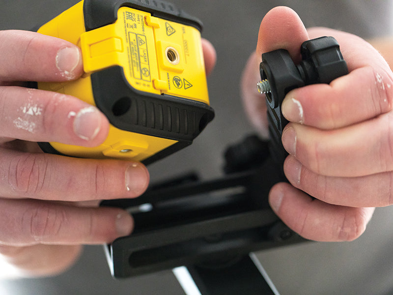 STANLEY® Intelli Tools Cubix™ Cross Line Laser Level (Green Beam) INT177499