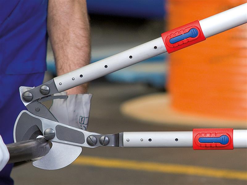 Knipex Ratchet Cable Cutters with Telescopic Handles 570-770mm KPX9532038