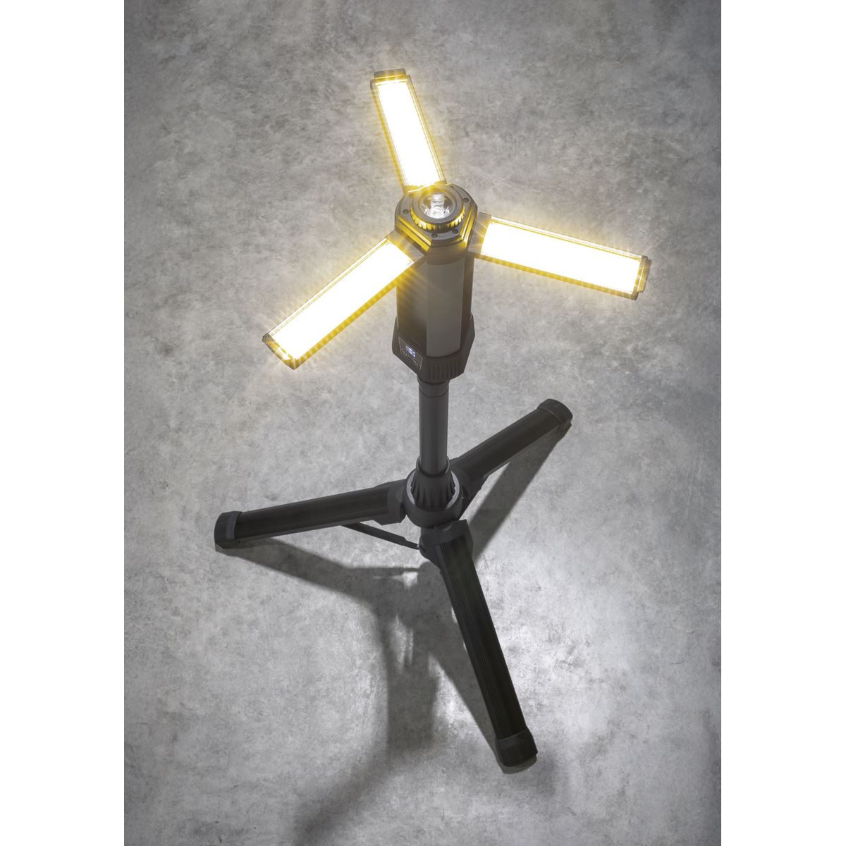 Sealey Rechargeable Flexible Floodlight Tripod 24W COB LED & 5W SMD LED LED240