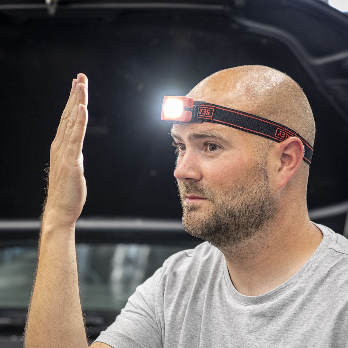 Sealey Rechargeable Head Torch 2W COB LED Auto-Sensor Red LED360HTR