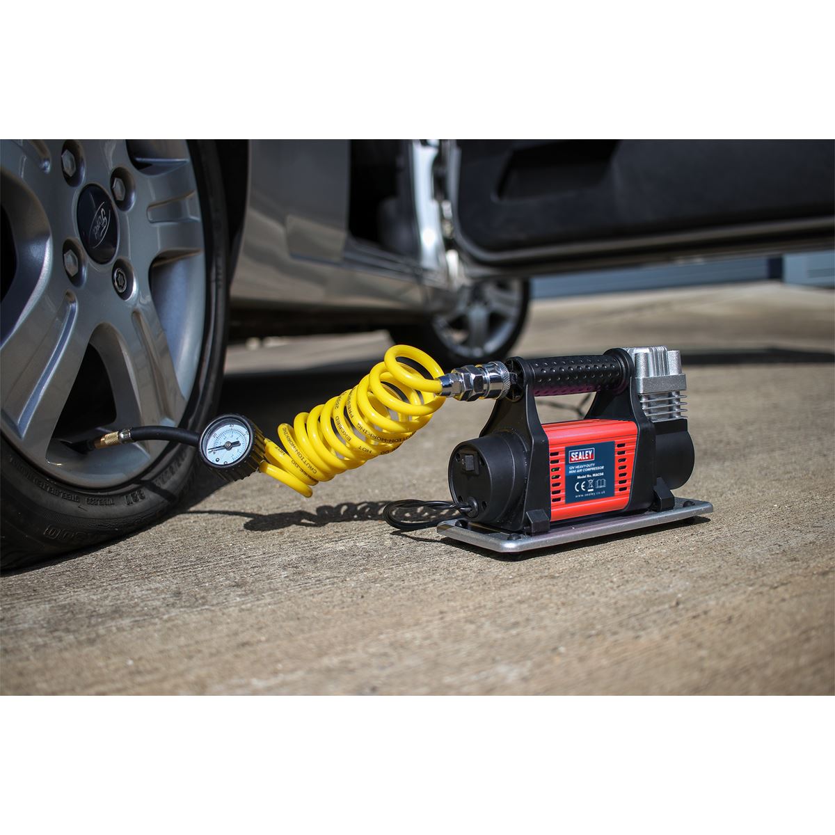 Sealey Tyre Inflator Mini Air Compressor 12V Heavy-Duty MAC04