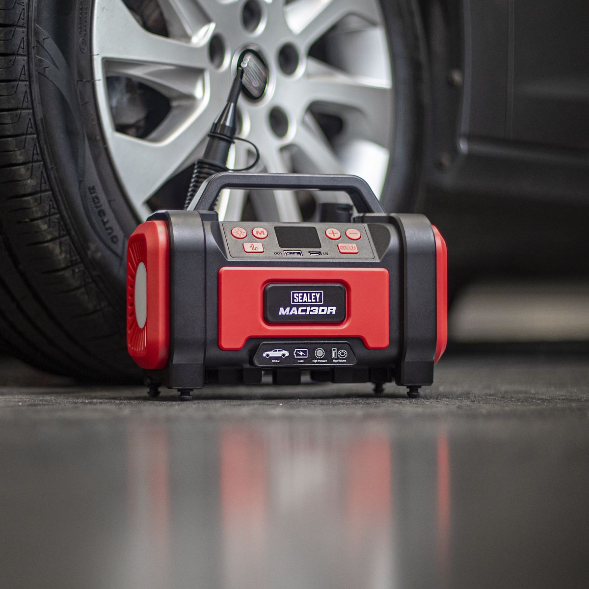 Sealey Rechargeable Tyre Inflator & High Volume Air Pump 12V 0-120psi MAC13DR