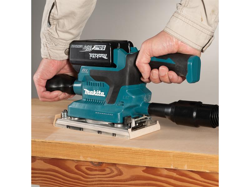 Makita LXT Finishing Sander 18V 2 x 5.0Ah Li-ion Pad 93 x 185mm DBO380RTJ