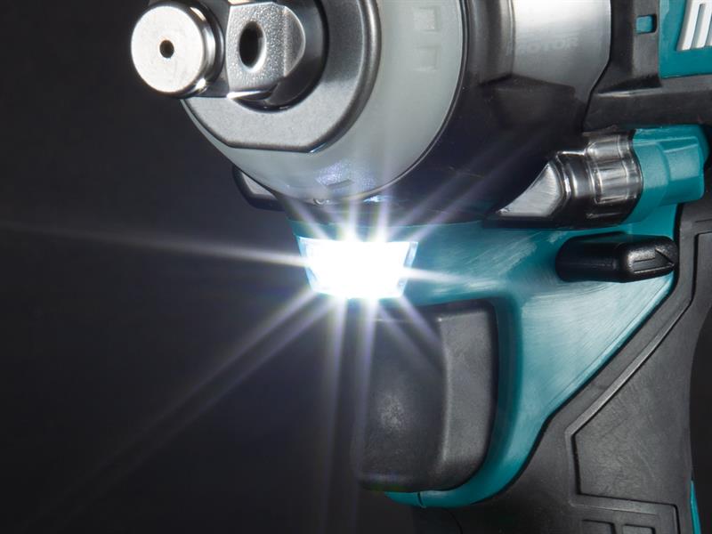 Makita Impact Wrench 40V 2 x 2.5Ah Li-ion BL Torque 2,050Nm 3/4"D - TW001GD201