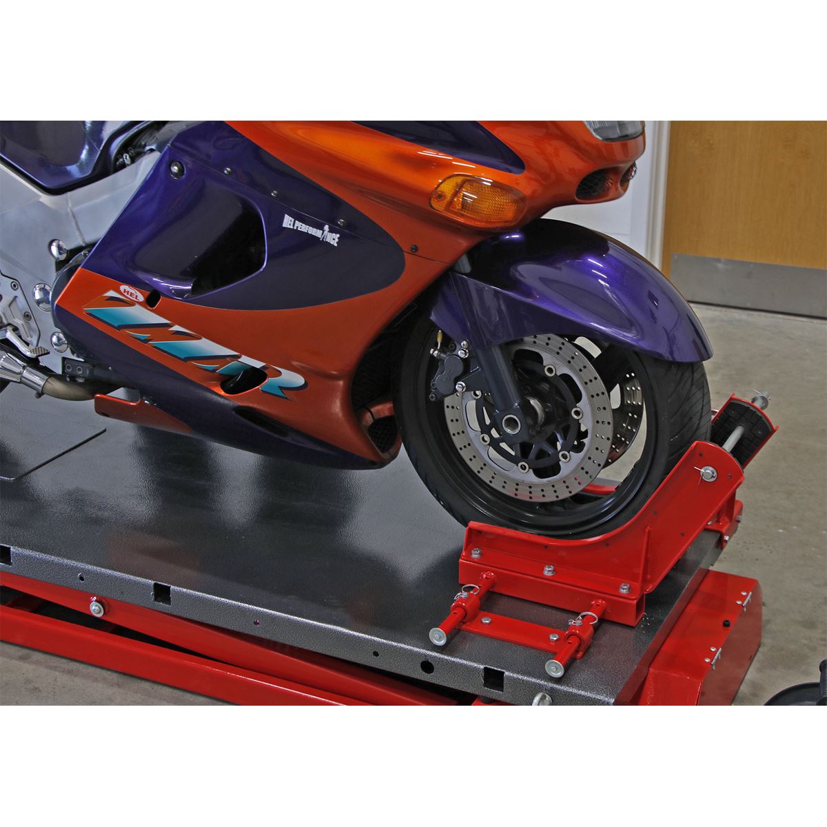 Sealey Motorcycle Lift 680kg Capacity Heavy-Duty Electro/Hydraulic MC680E