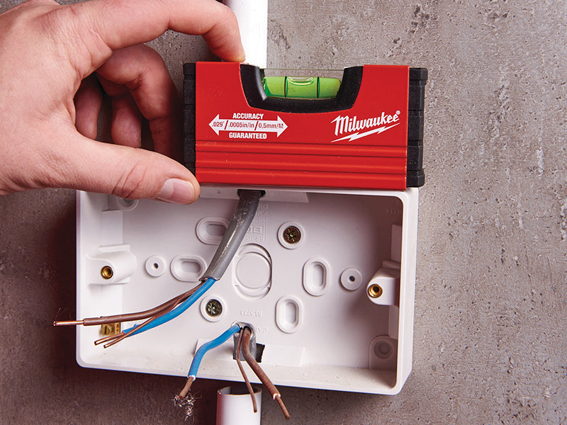 Milwaukee Hand Tools Minibox Level 10cm MHT932459100