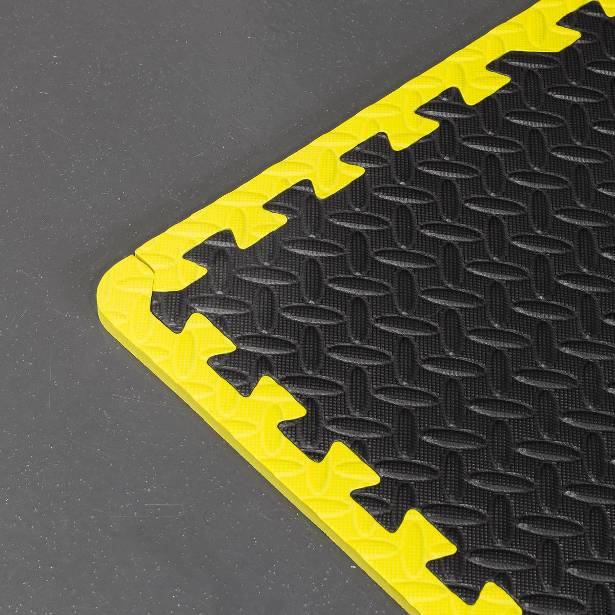 Sealey Interlocking EVA Foam Workshop Mat Set 1240 x 1825mm with Hi-Vis Edges MIC1218Y3