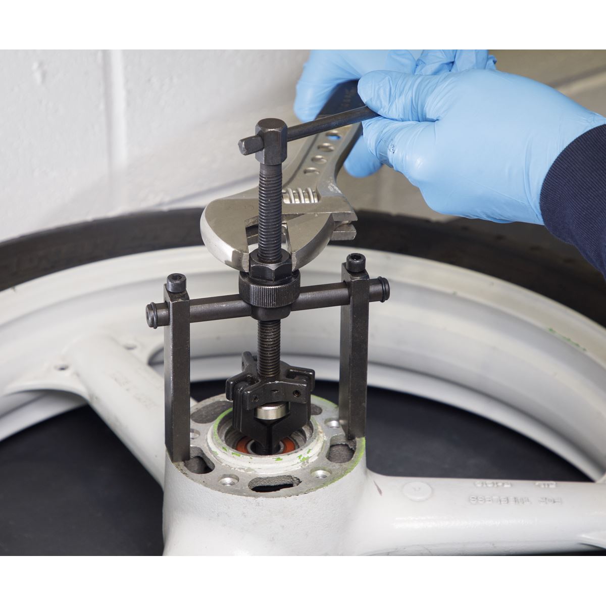 Sealey Wheel Bearing Puller �12-38mm 3-Jaw MS0621