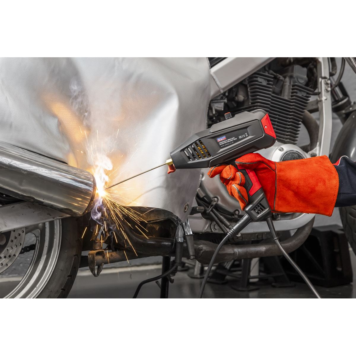 Sealey Handheld MMA/ARC Inverter Welder 120A 230V Electrode 1.6 - 3.2mm MWH120I