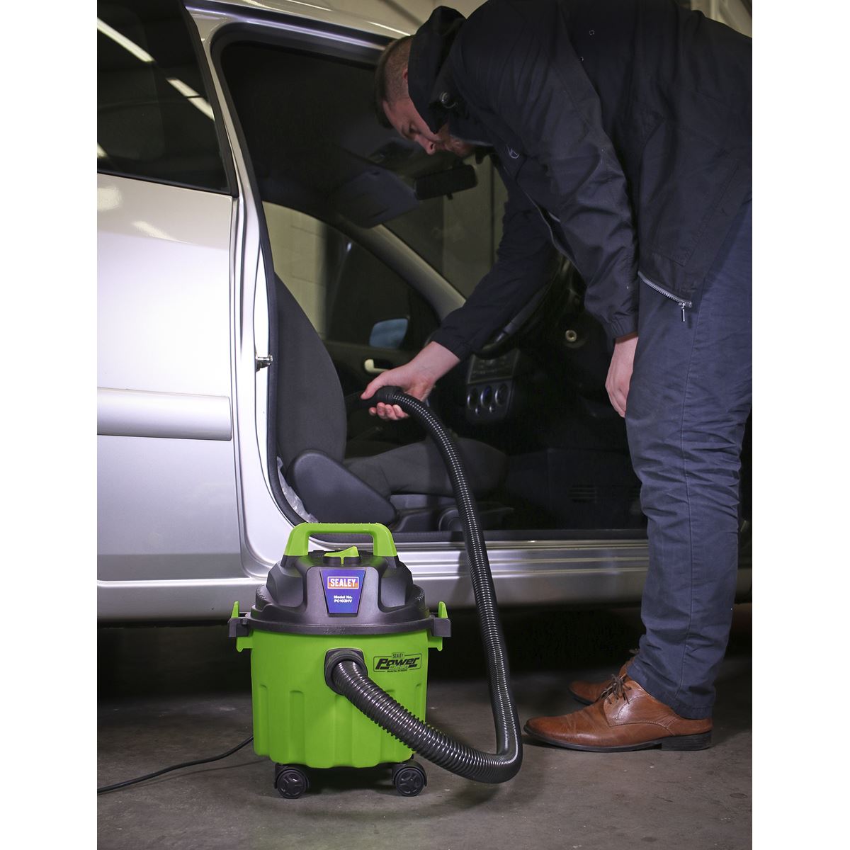 Sealey Vacuum Cleaner Wet & Dry 10L 1000W/230V - Green PC102HV