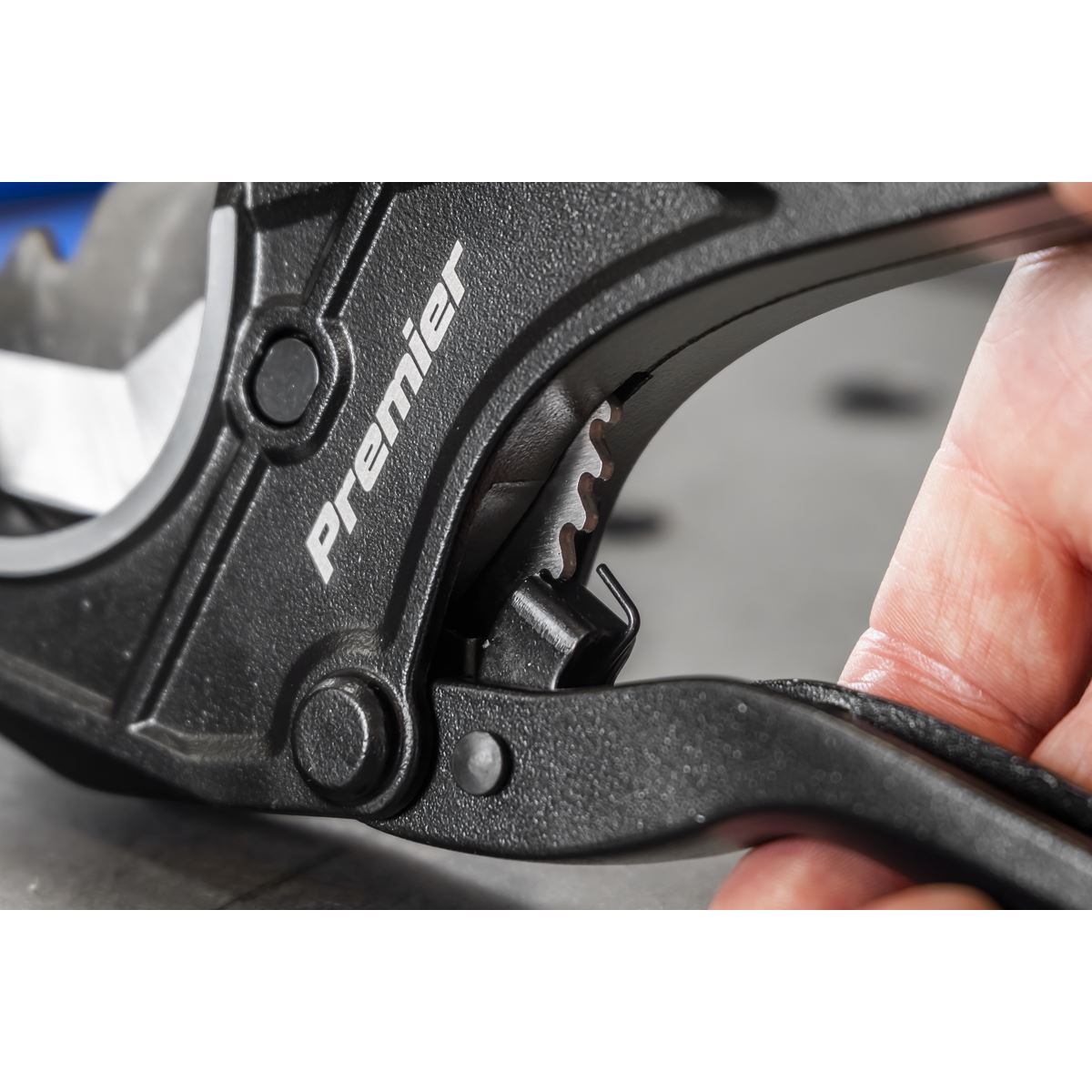 Sealey Plastic Pipe Cutter 6-42mm For Fuel & Air Pipe etc Stainleess Blade PC42
