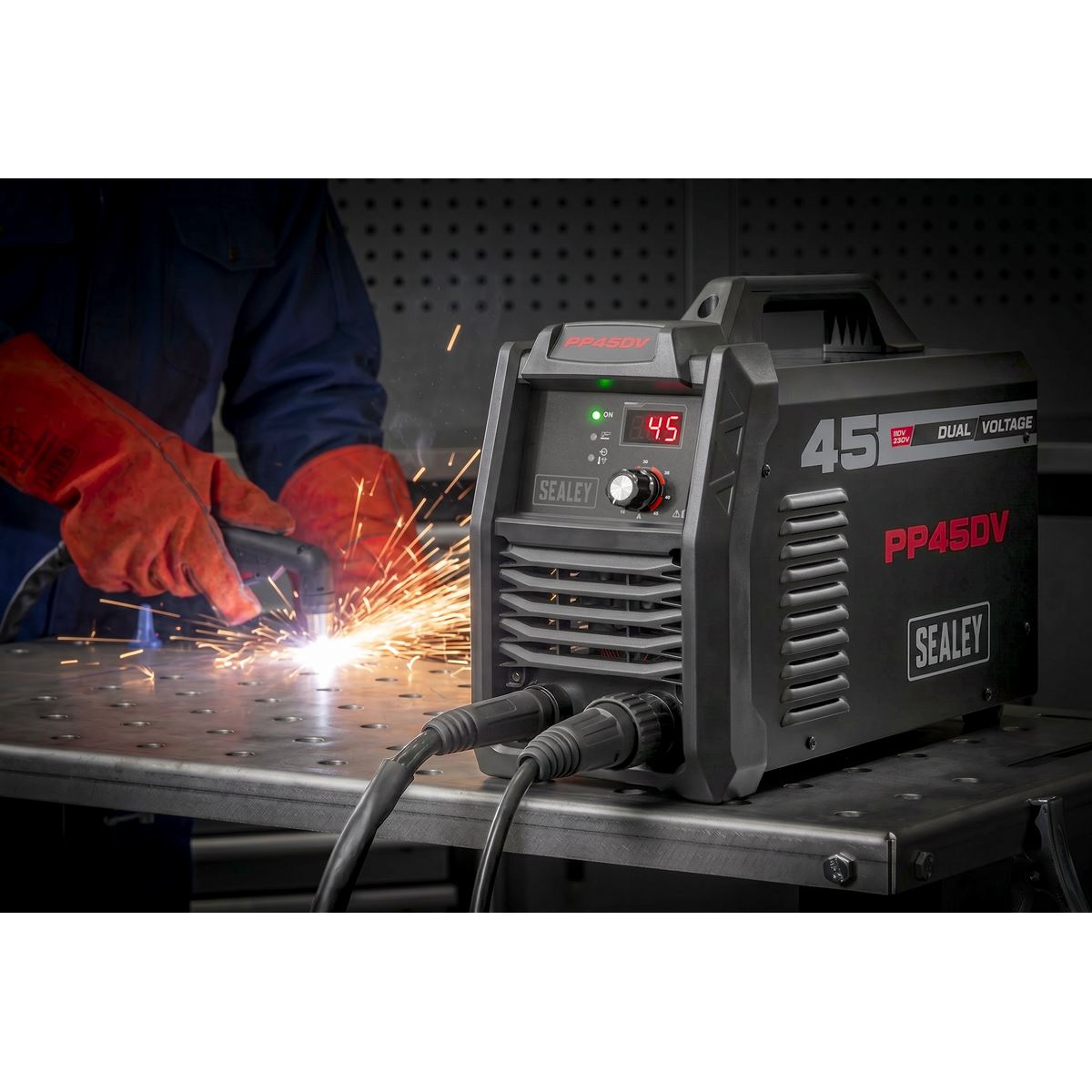 Sealey Dual Voltage, 45A Plasma Cutter Inverter PP45DV