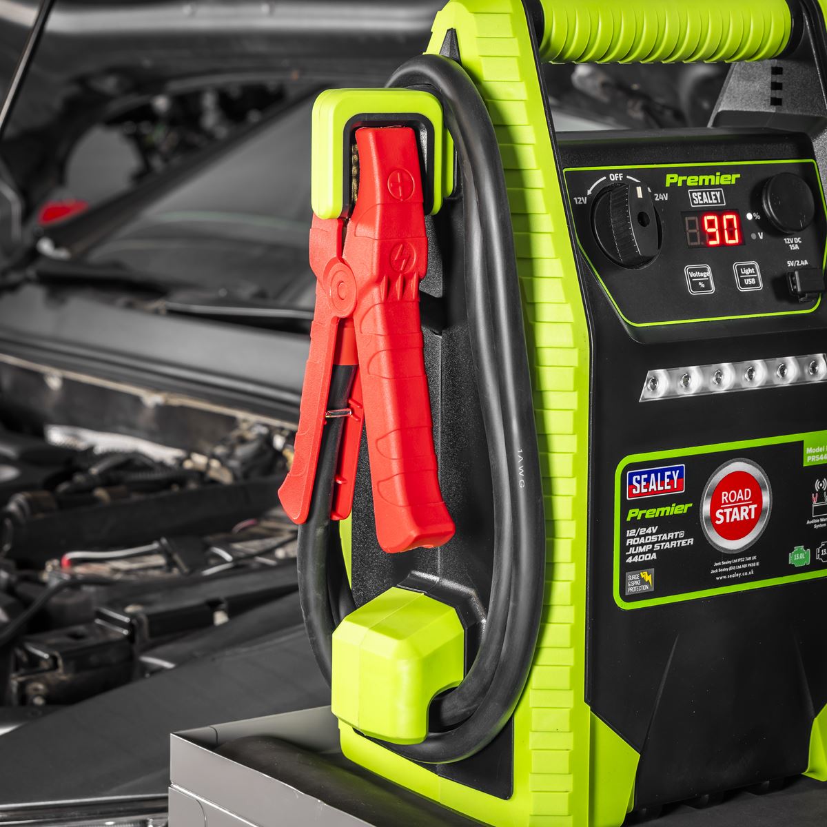 Sealey Premier 12/24V RoadStart Jump Starter 4400A Peak Amps USB Outlet PRS4400