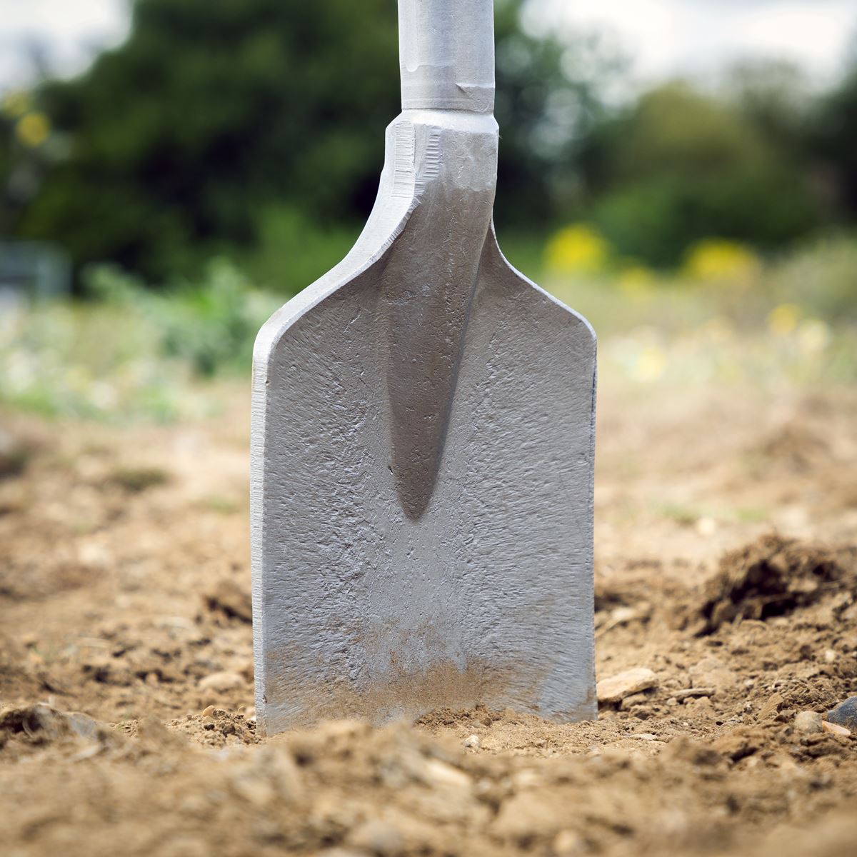 Sealey Clay Spade 140 x 570mm - 1-1/4"Hex Q1CS