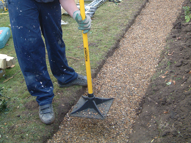 Roughneck 64-381 Earth Rammer (Tamper) with Fibreglass Handle 6.3kg (13.8 lb) ROU64381