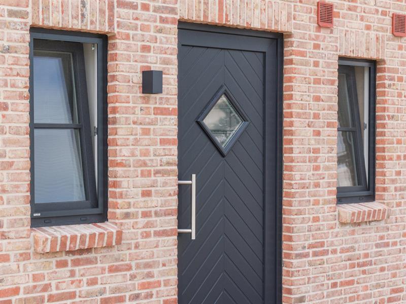 Ronseal uPVC Paint Anthracite Satin 2.5 litre RSLUPVCAS25L