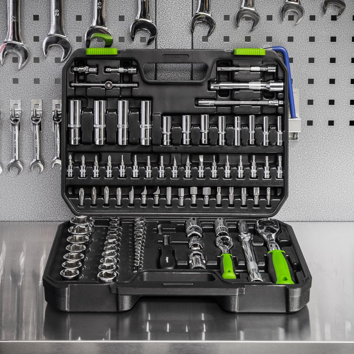 Sealey Metric Socket Set 94pc 1/4" & 1/2"D Deep Standard And Bits S01210